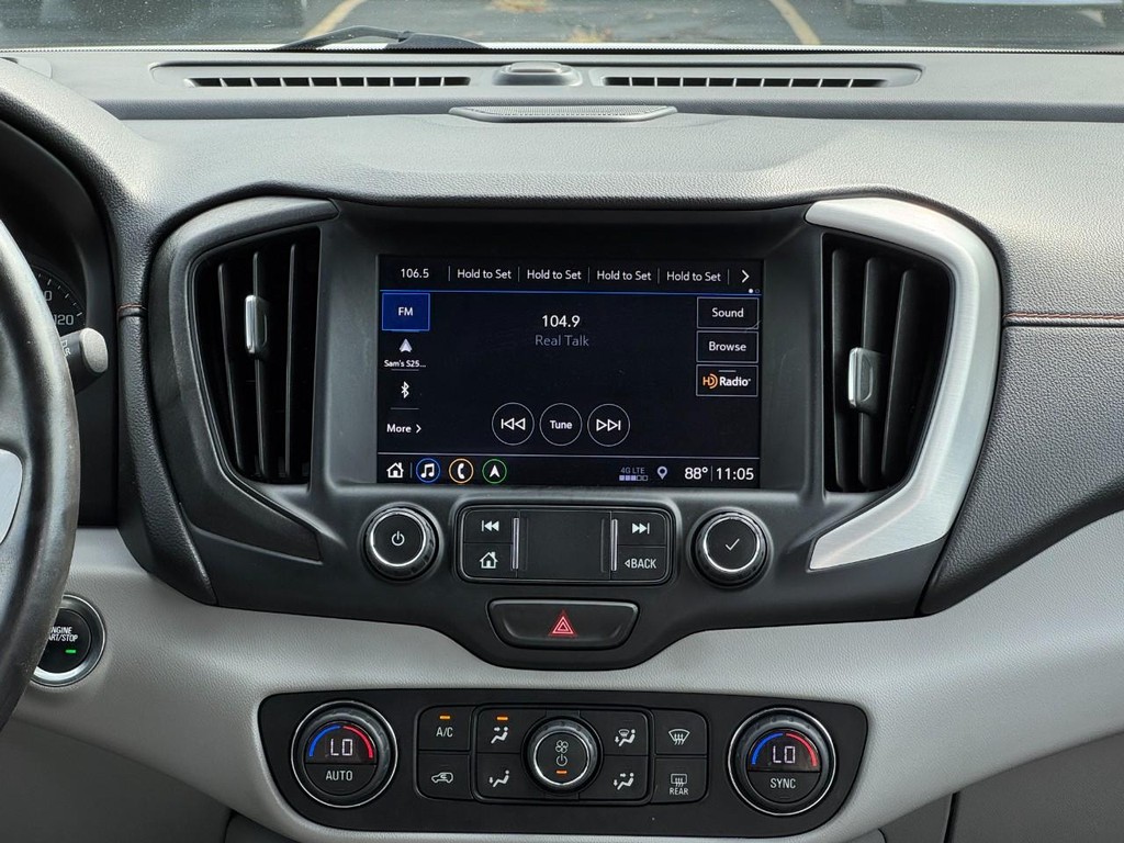 GMC Terrain Vehicle Full-screen Gallery Image 14