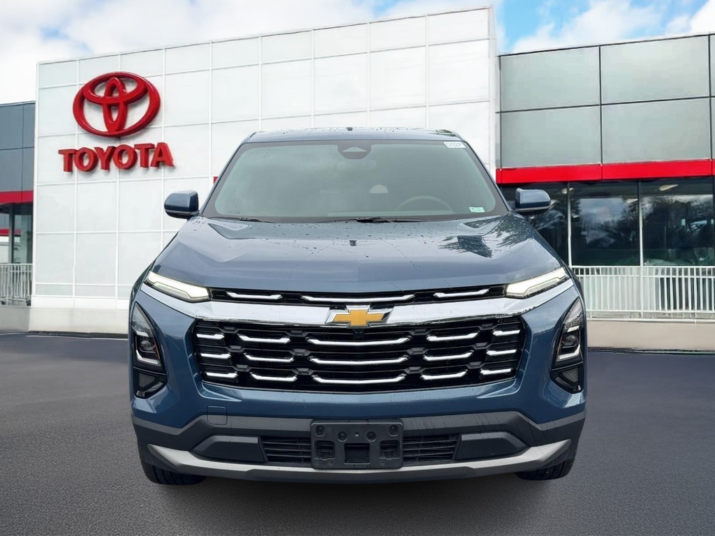 Chevrolet Equinox Vehicle Full-screen Gallery Image 09
