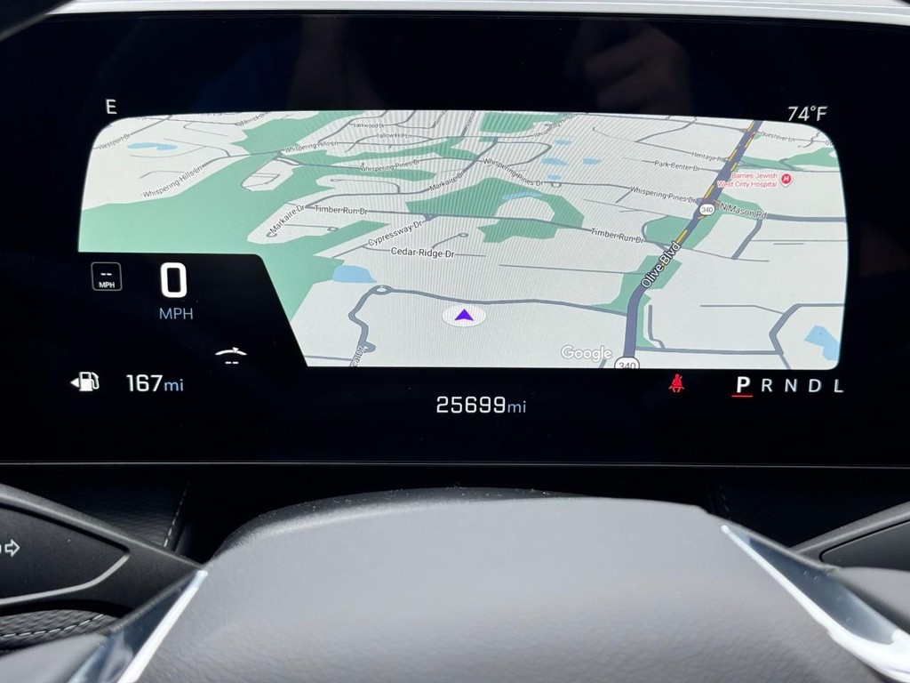 Chevrolet Equinox Vehicle Full-screen Gallery Image 21