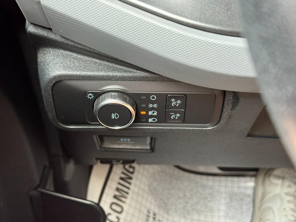 Ford Bronco Vehicle Full-screen Gallery Image 18