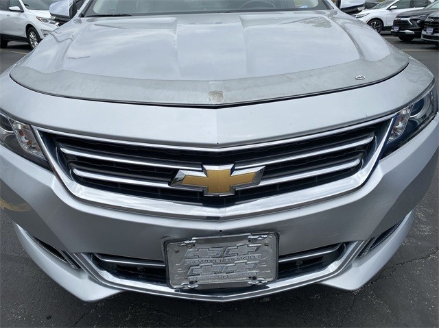 2019 Chevrolet Impala Premier photo
