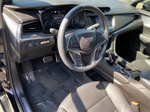 2020 Cadillac XT5 Sport AWD photo