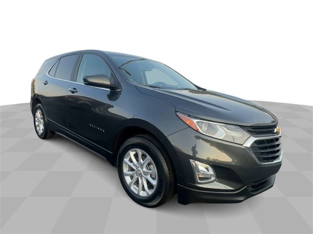 Used 2021 Chevrolet Equinox LT with VIN 2GNAXKEV1M6102766 for sale in Creve Coeur, MO