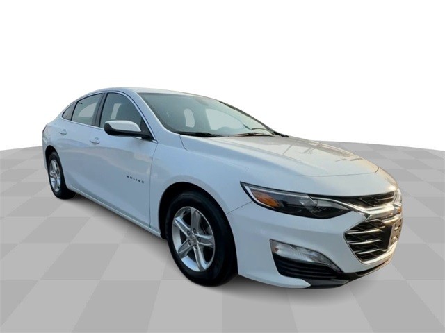 Used 2022 Chevrolet Malibu 1LT with VIN 1G1ZD5ST3NF143845 for sale in Creve Coeur, MO