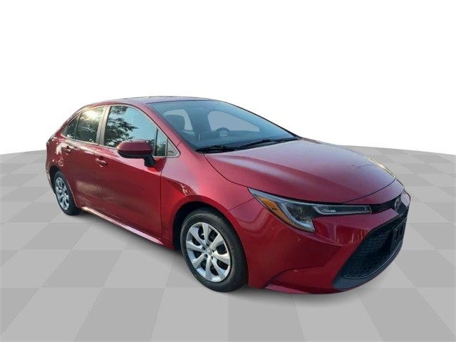 Used 2021 Toyota Corolla LE with VIN 5YFEPMAE2MP263797 for sale in Creve Coeur, MO