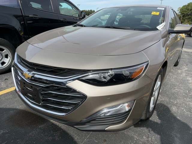 more details - chevrolet malibu