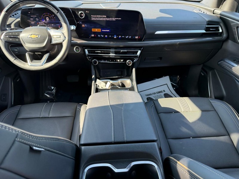 Chevrolet Traverse Vehicle Full-screen Gallery Image 7