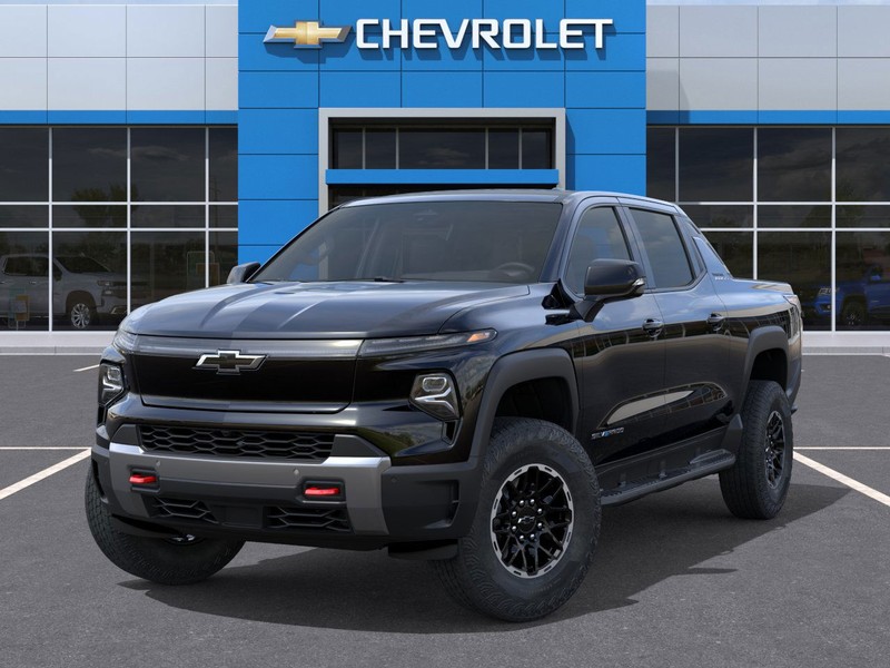 Chevrolet Silverado EV Vehicle Full-screen Gallery Image 6