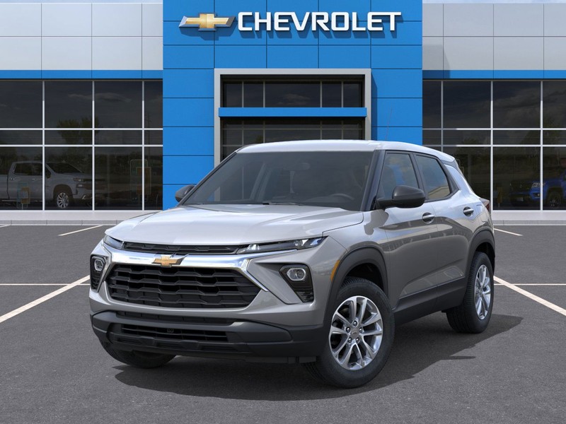 Chevrolet Trailblazer Vehicle Full-screen Gallery Image 6