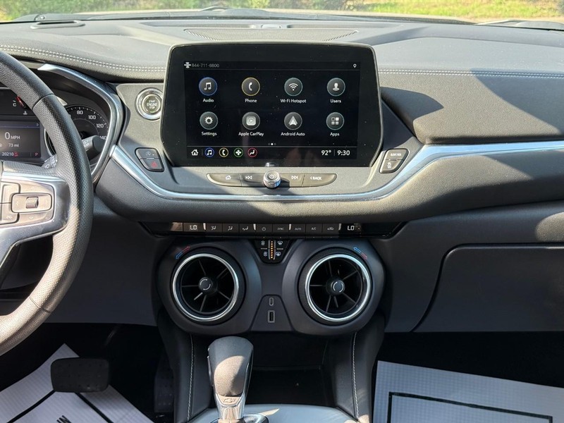 Chevrolet Blazer Vehicle Full-screen Gallery Image 13