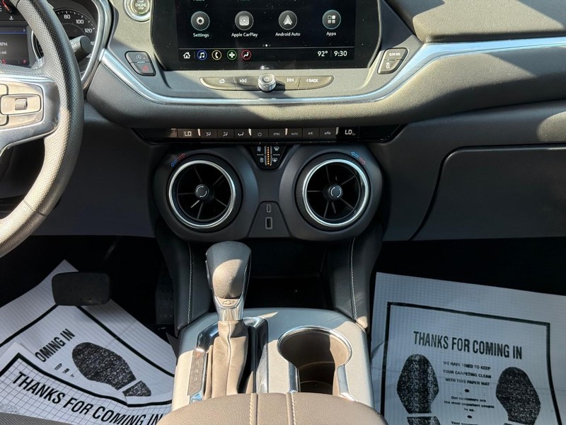 Chevrolet Blazer Vehicle Full-screen Gallery Image 14