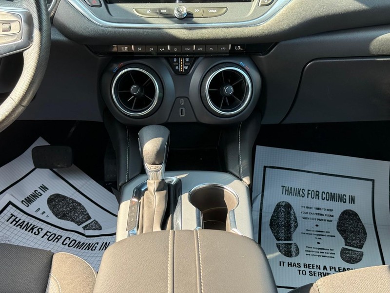 Chevrolet Blazer Vehicle Full-screen Gallery Image 15