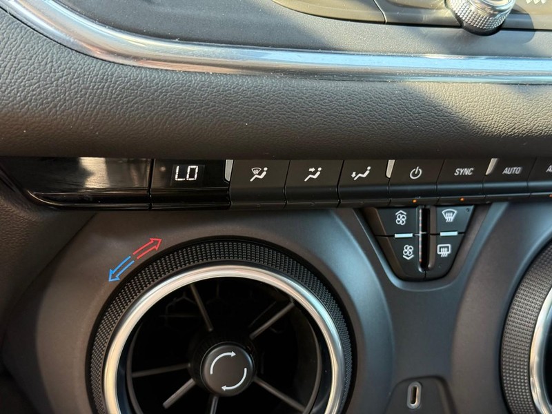 Chevrolet Blazer Vehicle Full-screen Gallery Image 24