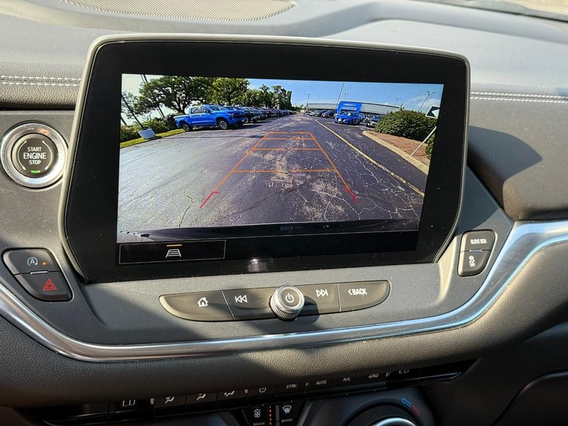 Chevrolet Blazer Vehicle Full-screen Gallery Image 25