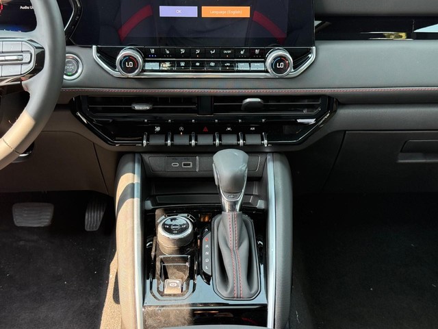 2026 Chevrolet Colorado Z71 - Photo 9