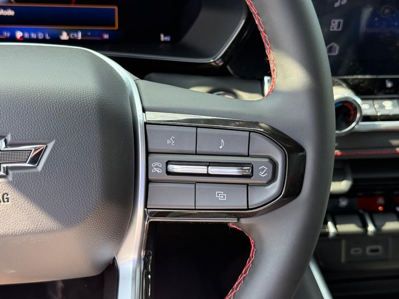 Chevrolet Colorado Vehicle Full-screen Gallery Image 7