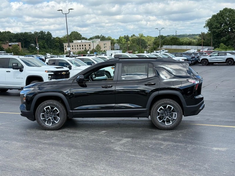 Chevrolet Equinox Vehicle Full-screen Gallery Image 2