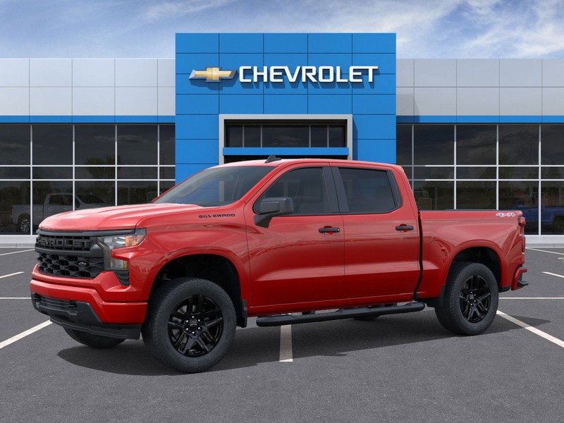 Chevrolet Silverado 1500 Vehicle Full-screen Gallery Image 2