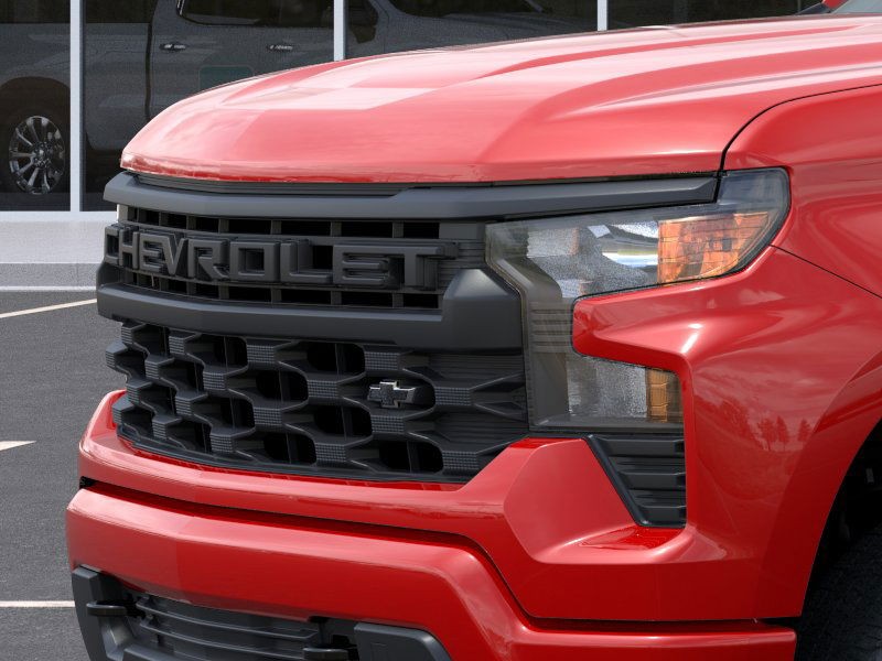 Chevrolet Silverado 1500 Vehicle Full-screen Gallery Image 13