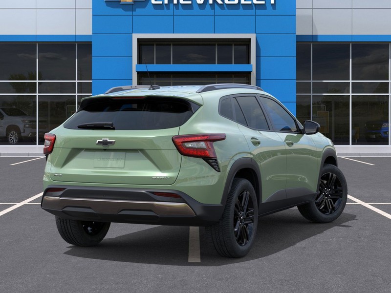 Chevrolet Trax Vehicle Full-screen Gallery Image 4