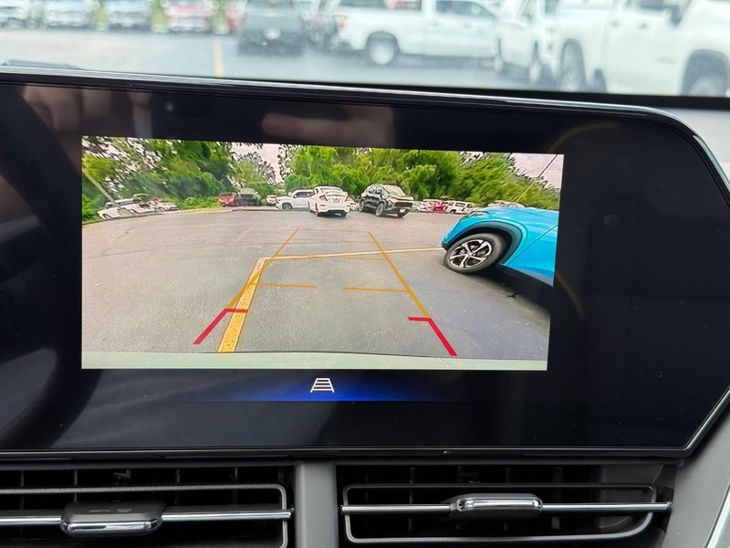 Chevrolet Trax Vehicle Full-screen Gallery Image 41