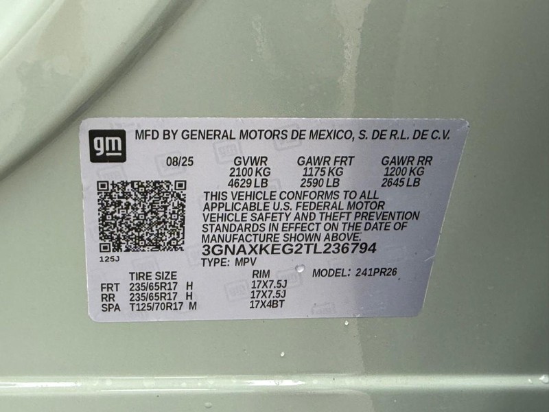 Chevrolet Equinox Vehicle Full-screen Gallery Image 19