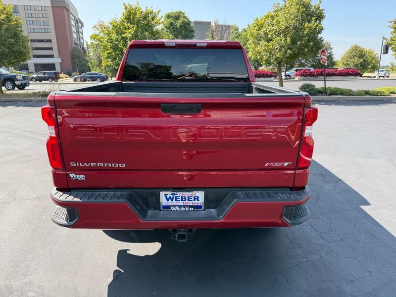 Chevrolet Silverado 1500 Vehicle Full-screen Gallery Image 6