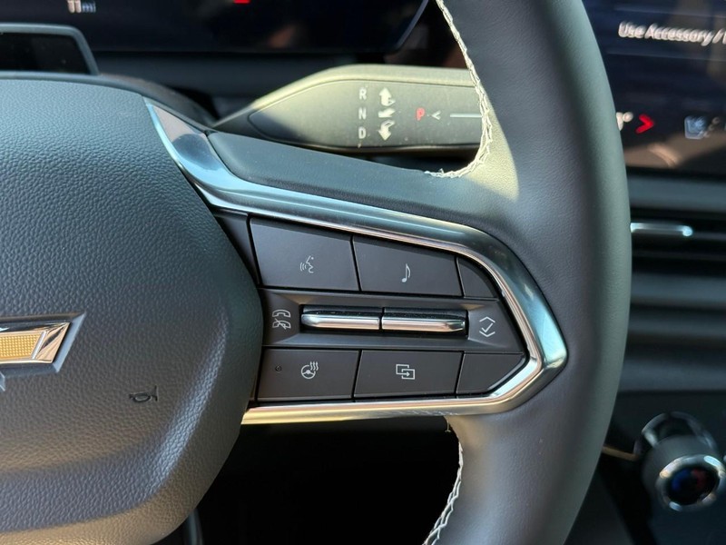 Chevrolet Silverado EV Vehicle Full-screen Gallery Image 15