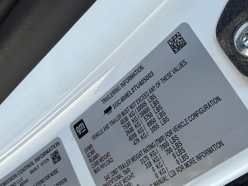 Chevrolet Silverado EV Vehicle Full-screen Gallery Image 18