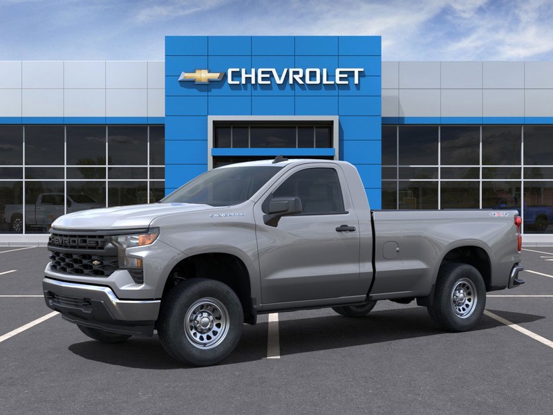Chevrolet Silverado 1500 Vehicle Full-screen Gallery Image 2