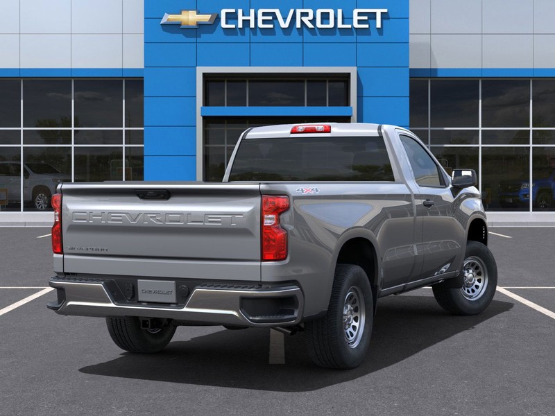Chevrolet Silverado 1500 Vehicle Full-screen Gallery Image 4
