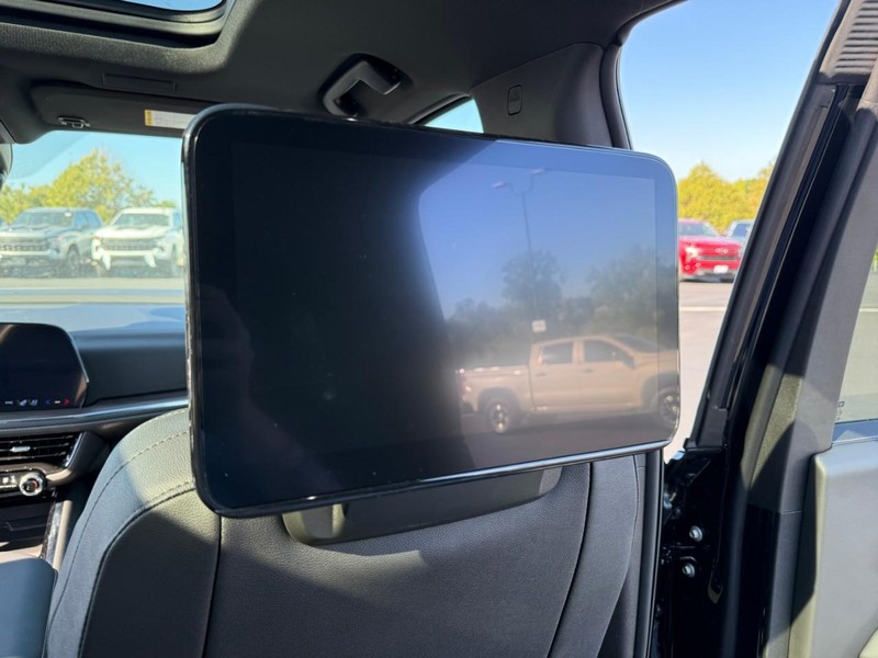 Chevrolet Tahoe Vehicle Full-screen Gallery Image 8