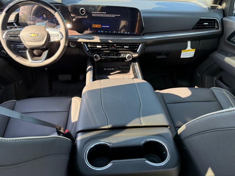 Chevrolet Tahoe Vehicle Full-screen Gallery Image 9