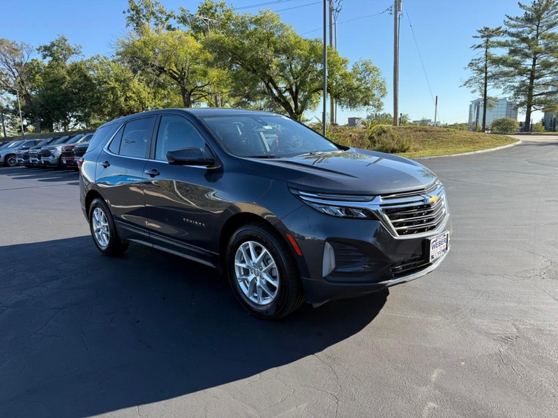 Chevrolet Equinox Vehicle Full-screen Gallery Image 9