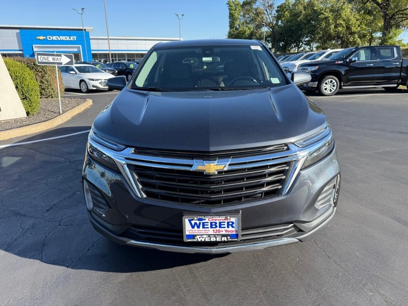 Chevrolet Equinox Vehicle Full-screen Gallery Image 10