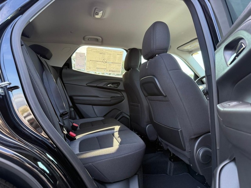 Chevrolet TrailBlazer Vehicle Full-screen Gallery Image 6