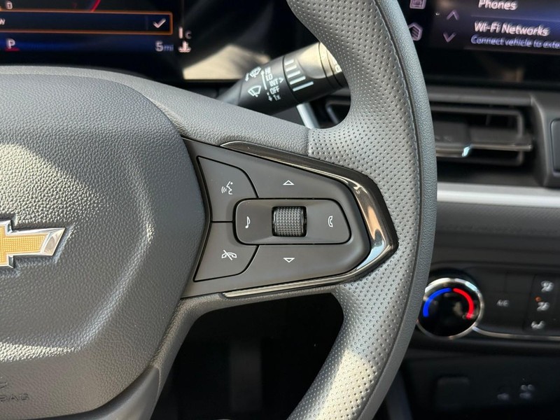 Chevrolet TrailBlazer Vehicle Full-screen Gallery Image 14