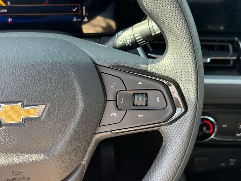 Chevrolet TrailBlazer Vehicle Full-screen Gallery Image 13