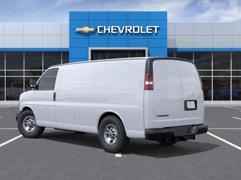 Chevrolet Express Cargo Van Vehicle Full-screen Gallery Image 3