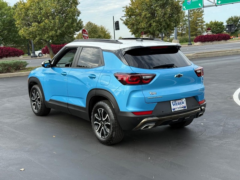 Chevrolet Trailblazer Vehicle Full-screen Gallery Image 3