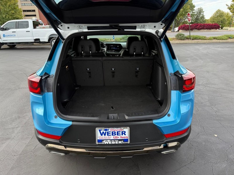 Chevrolet Trailblazer Vehicle Full-screen Gallery Image 6