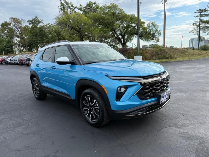 Chevrolet Trailblazer Vehicle Full-screen Gallery Image 9