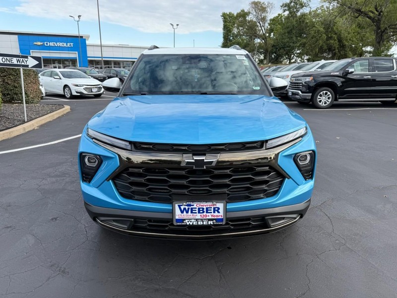 Chevrolet Trailblazer Vehicle Full-screen Gallery Image 10