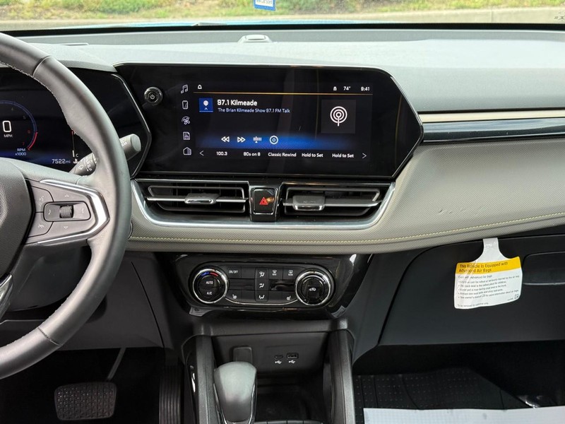 Chevrolet Trailblazer Vehicle Full-screen Gallery Image 14