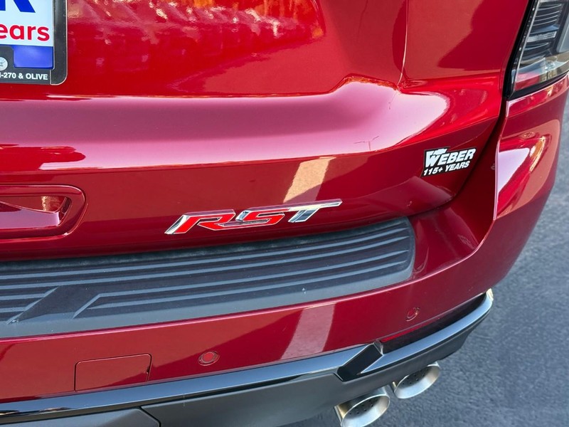 Chevrolet Tahoe Vehicle Full-screen Gallery Image 5