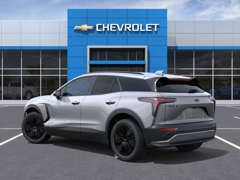 Chevrolet Blazer EV Vehicle Full-screen Gallery Image 3