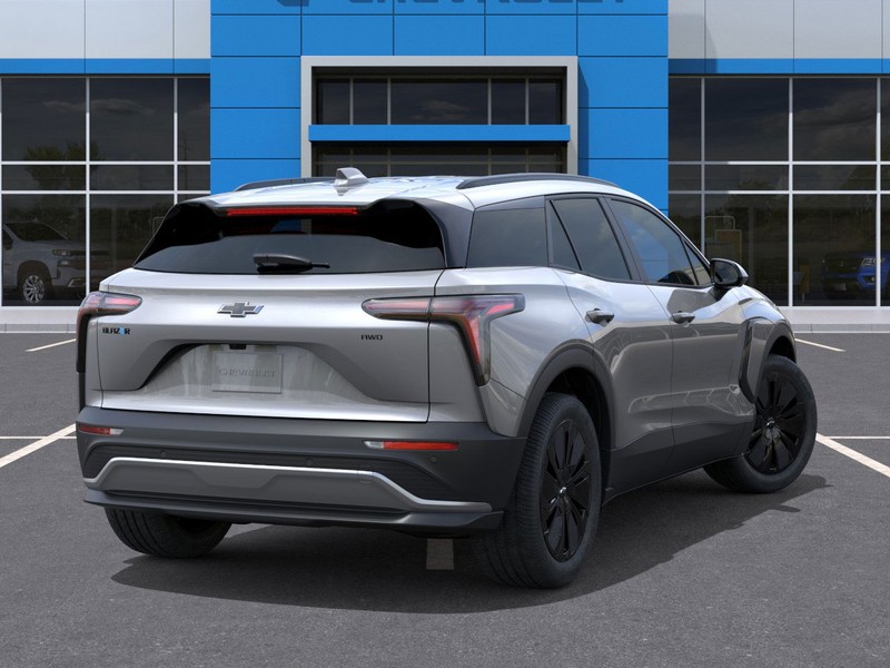 Chevrolet Blazer EV Vehicle Full-screen Gallery Image 4