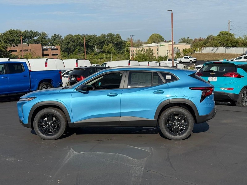 Chevrolet Trax Vehicle Full-screen Gallery Image 2