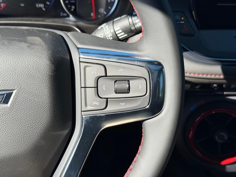 Chevrolet Blazer Vehicle Full-screen Gallery Image 16