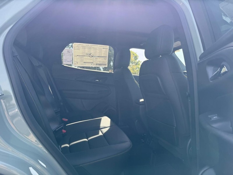 Chevrolet TrailBlazer Vehicle Full-screen Gallery Image 6